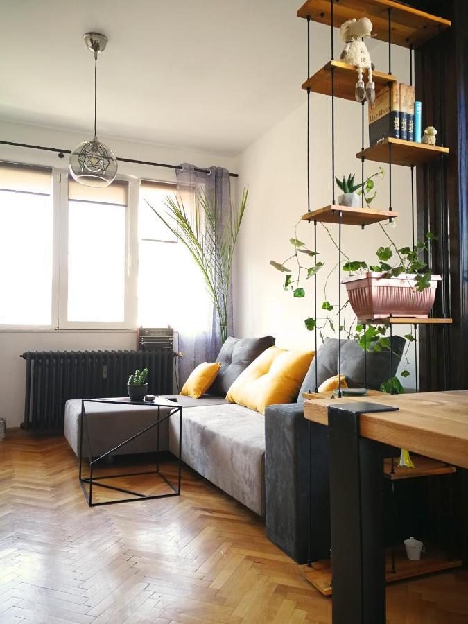 Sunny Downtown Apartment For 4 Sofia Esterno foto