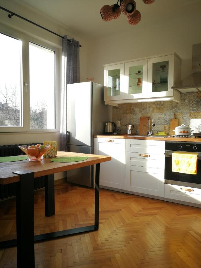Sunny Downtown Apartment For 4 Sofia Esterno foto