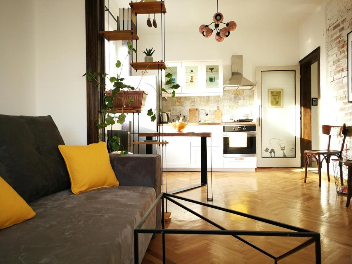 Sunny Downtown Apartment For 4 Sofia Esterno foto